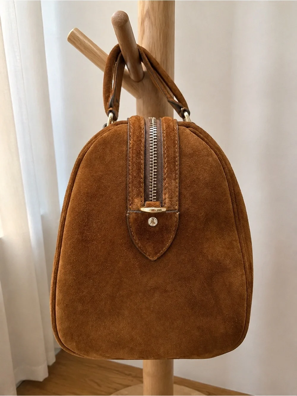 Coach rich cognac